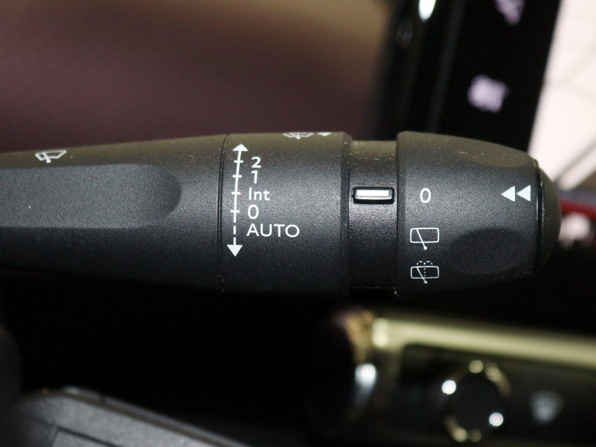 Foto Citroen C4 Cactus 33