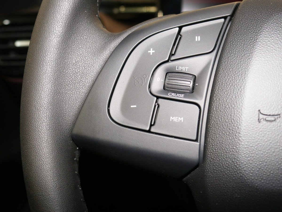 Foto Citroen C4 Cactus 34