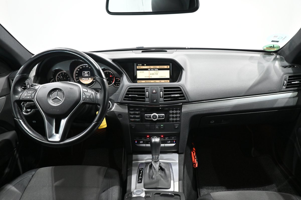 Foto Mercedes-Benz Clase E 18