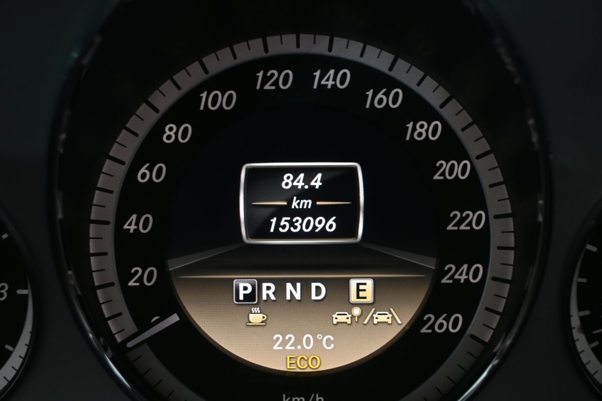 Foto Mercedes-Benz Clase E 12