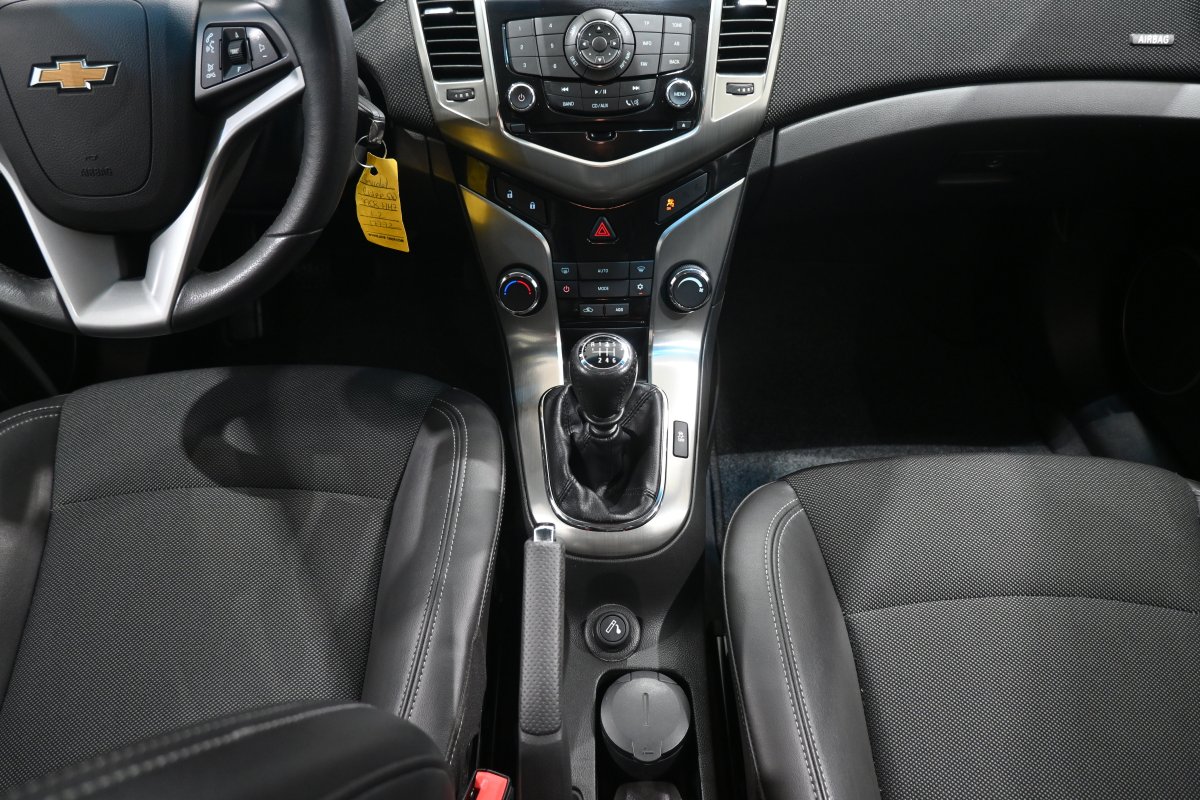 Foto Chevrolet Cruze SW 21