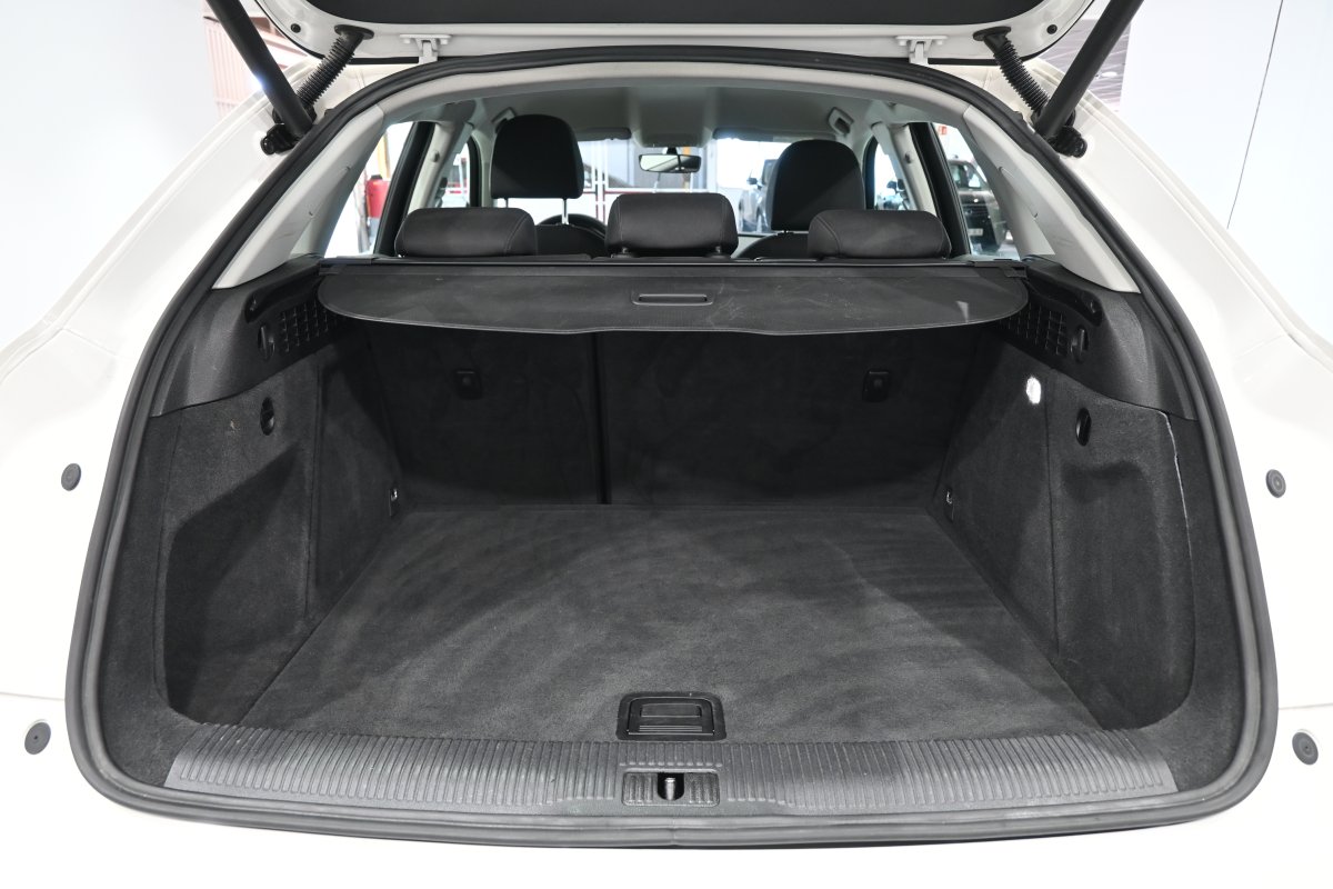 Foto Audi Q3 8