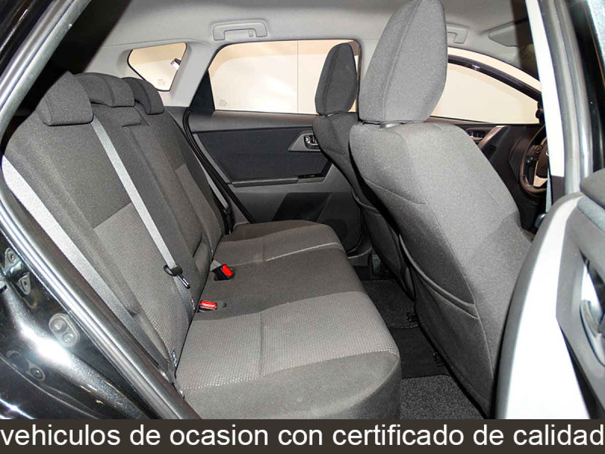 Foto Toyota Auris 15