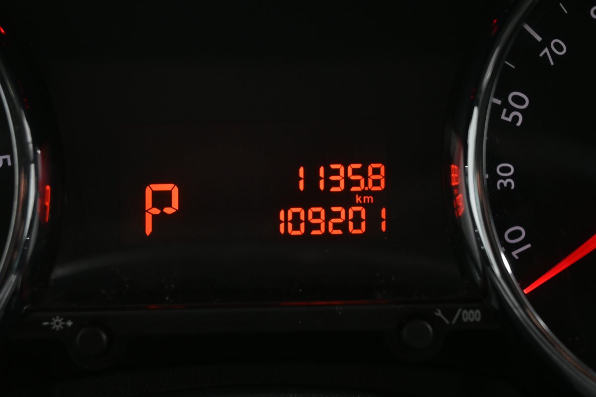 Foto Peugeot 5008 14