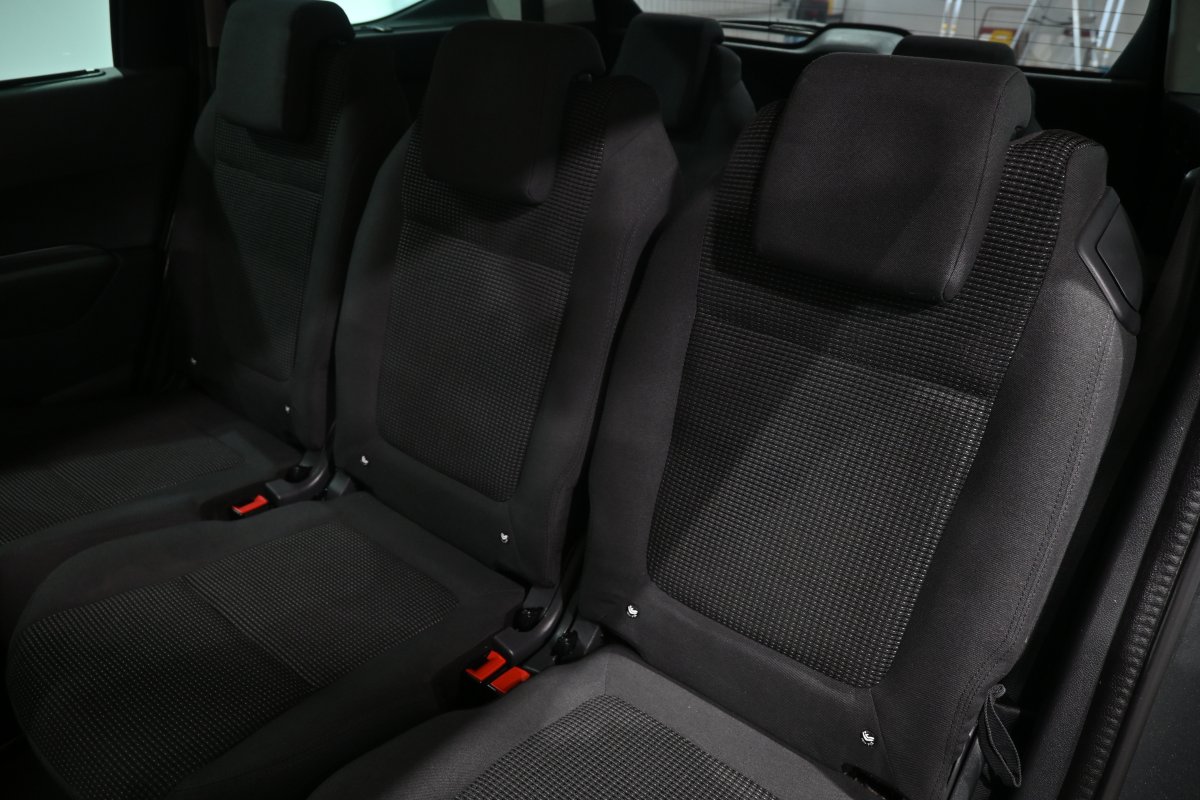 Foto Peugeot 5008 12