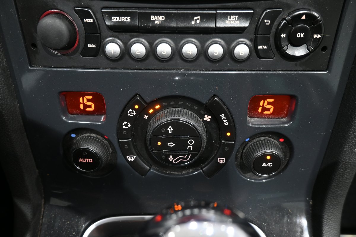 Foto Peugeot 5008 17