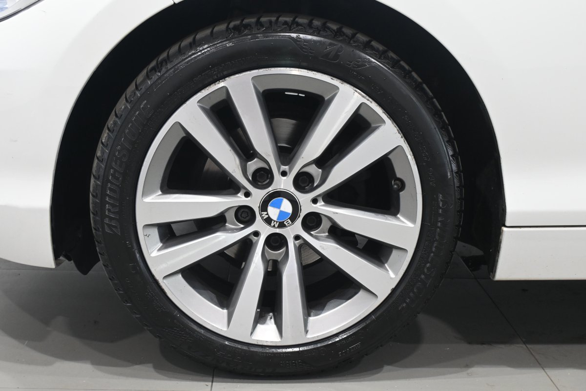 Foto Bmw 116d 28