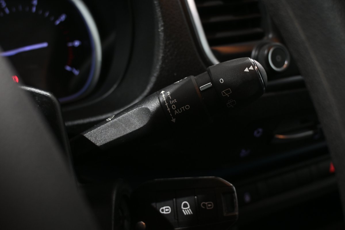 Foto Peugeot Traveller 25