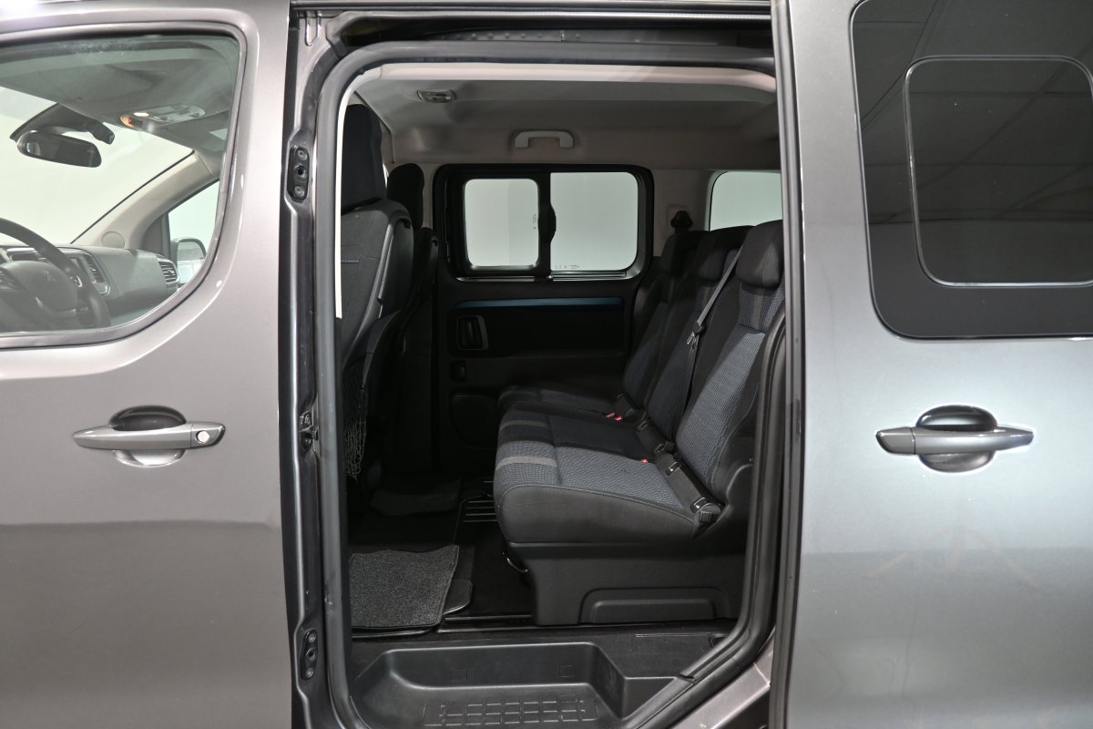 Foto Peugeot Traveller 11