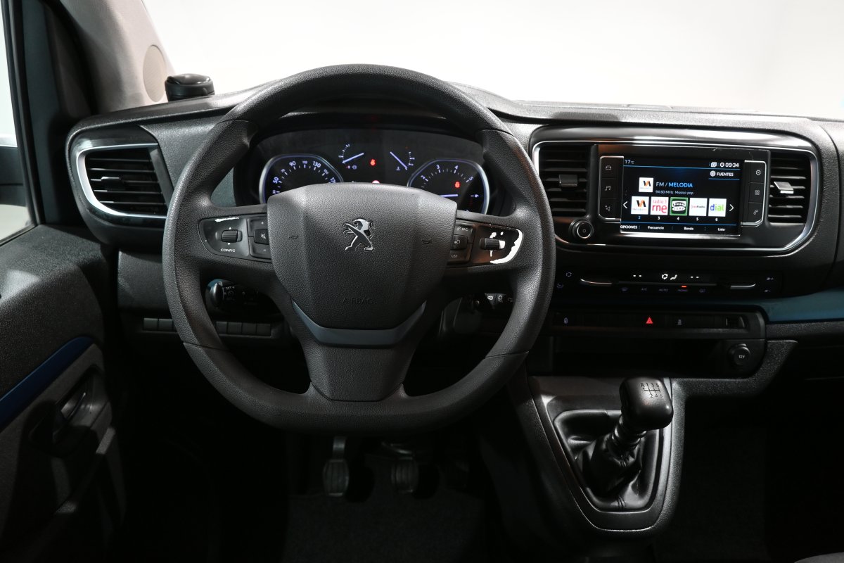 Foto Peugeot Traveller 19