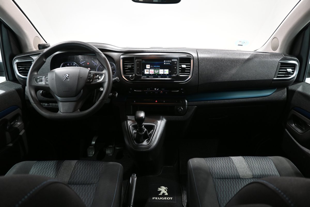 Foto Peugeot Traveller 18