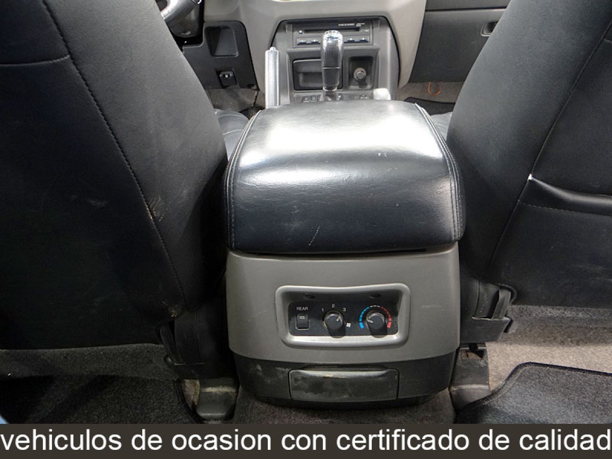 Foto Mitsubishi Montero 27