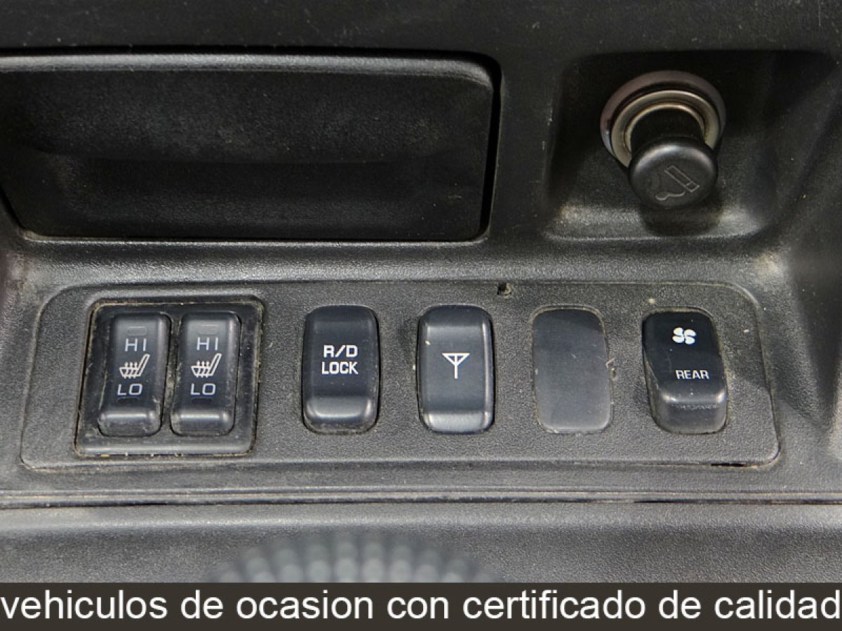 Foto Mitsubishi Montero 32