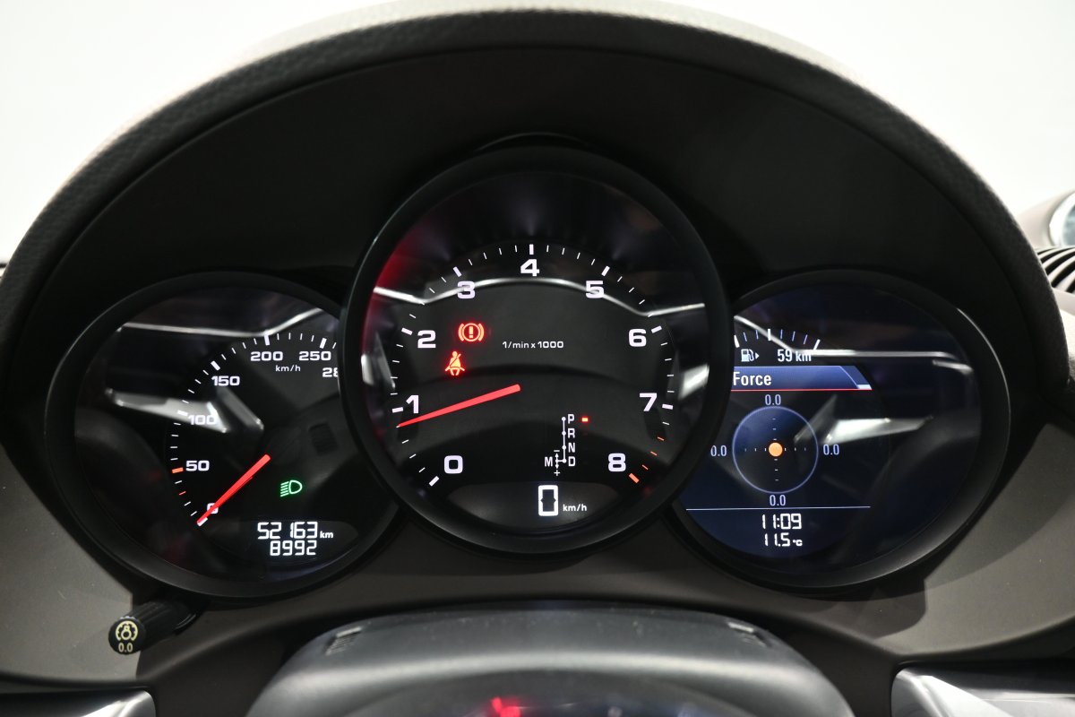 Foto Porsche 718 CAYMAN 12