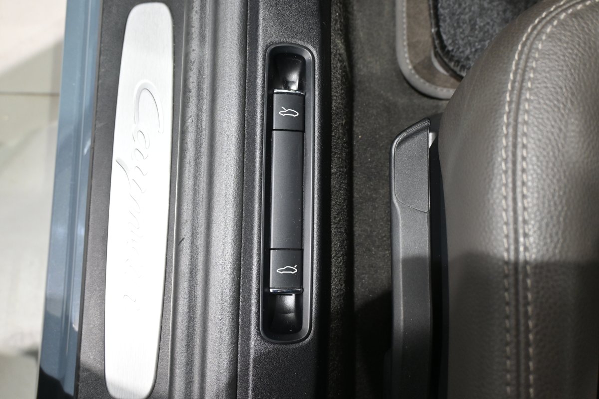 Foto Porsche 718 CAYMAN 27