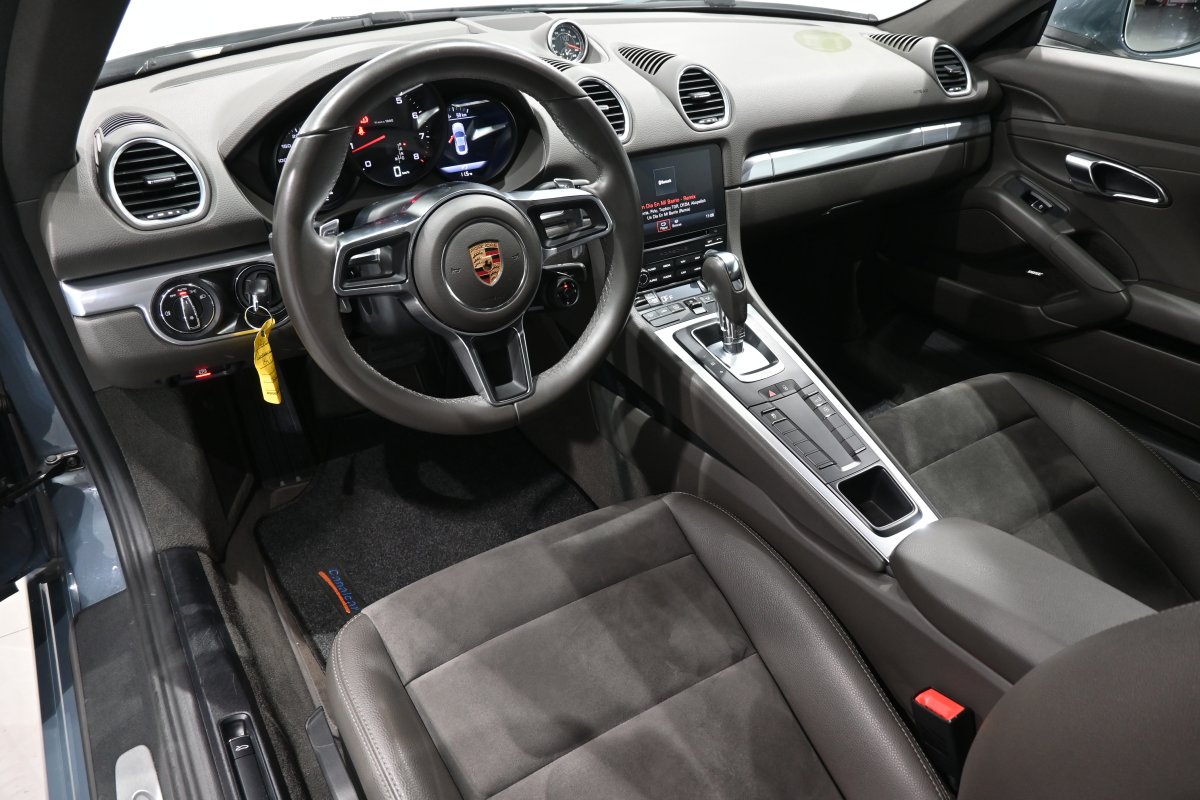 Foto Porsche 718 CAYMAN 9