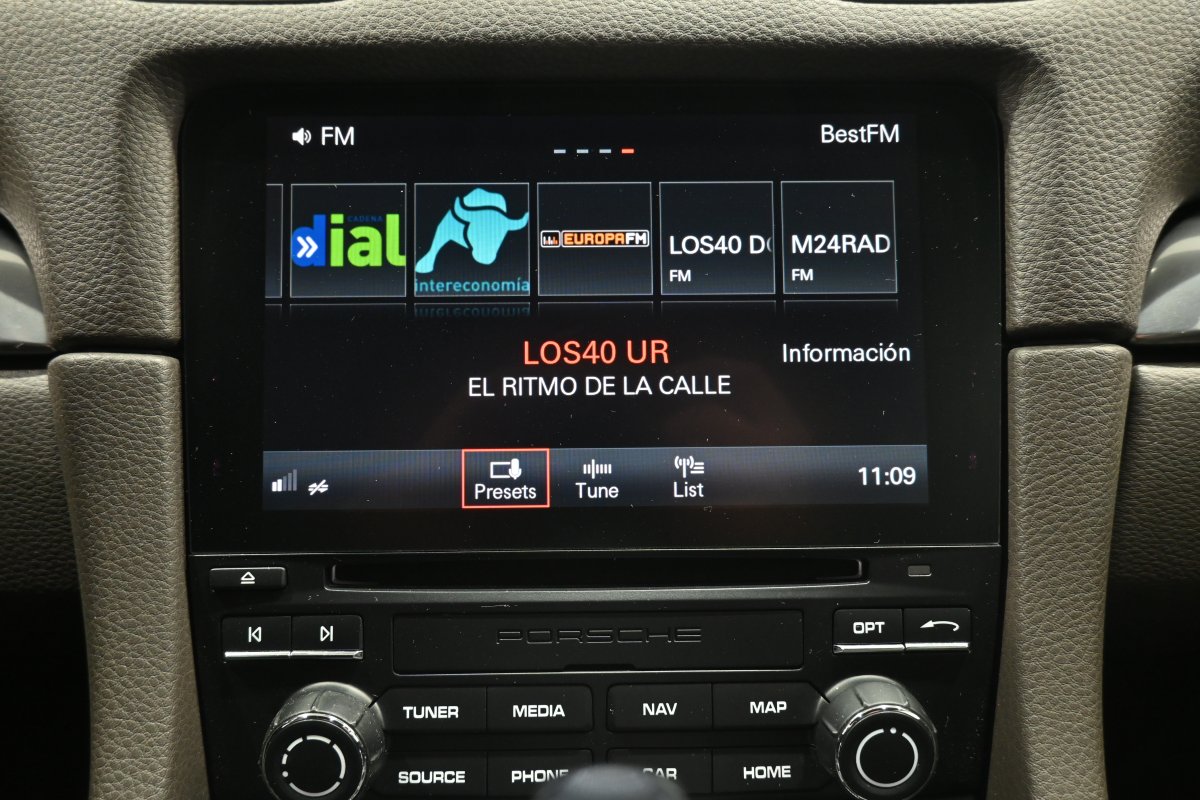 Foto Porsche 718 CAYMAN 13