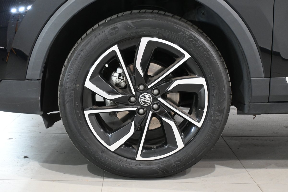 Foto MG ZS 32