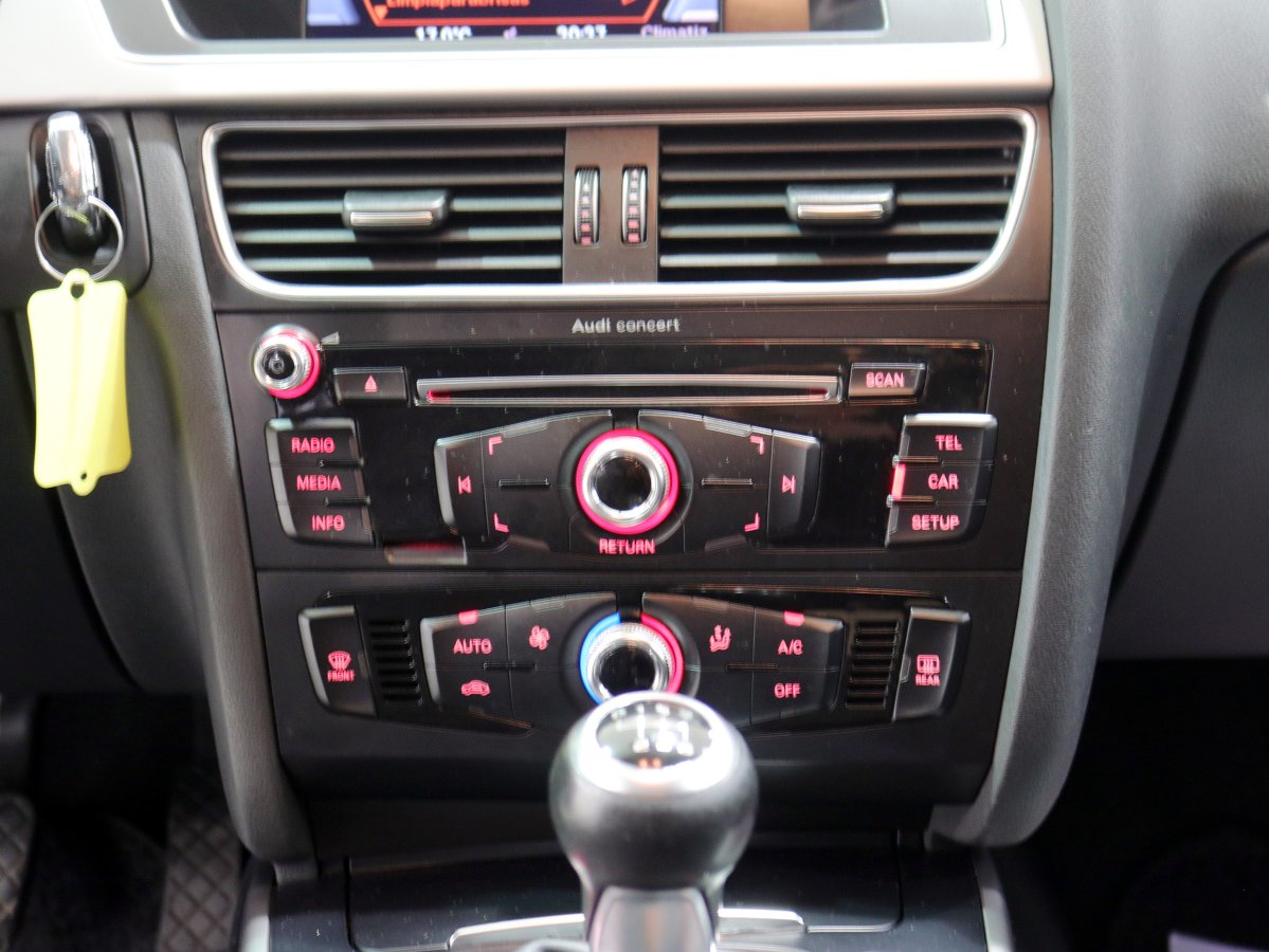 Foto Audi A4 12