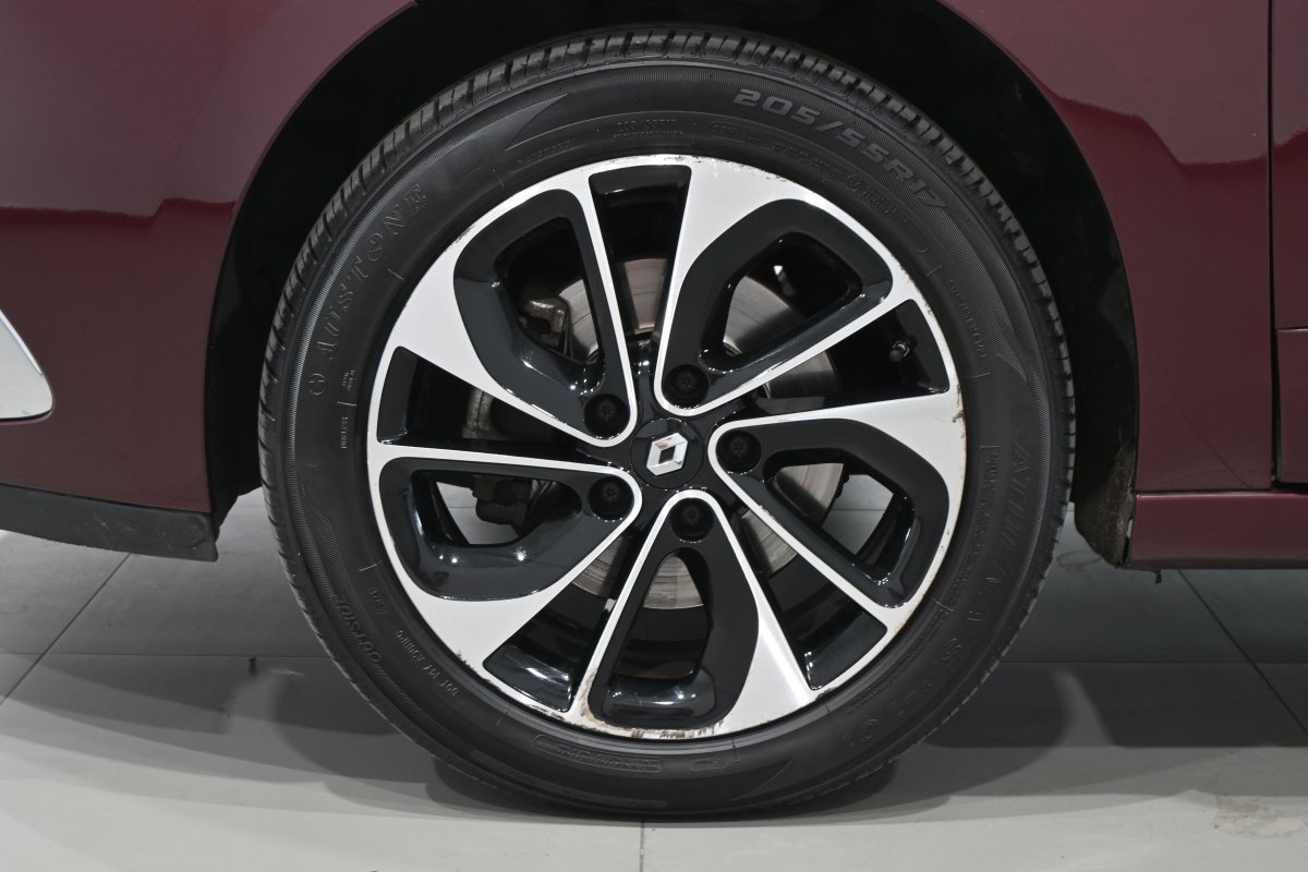 Foto Renault Grand 28