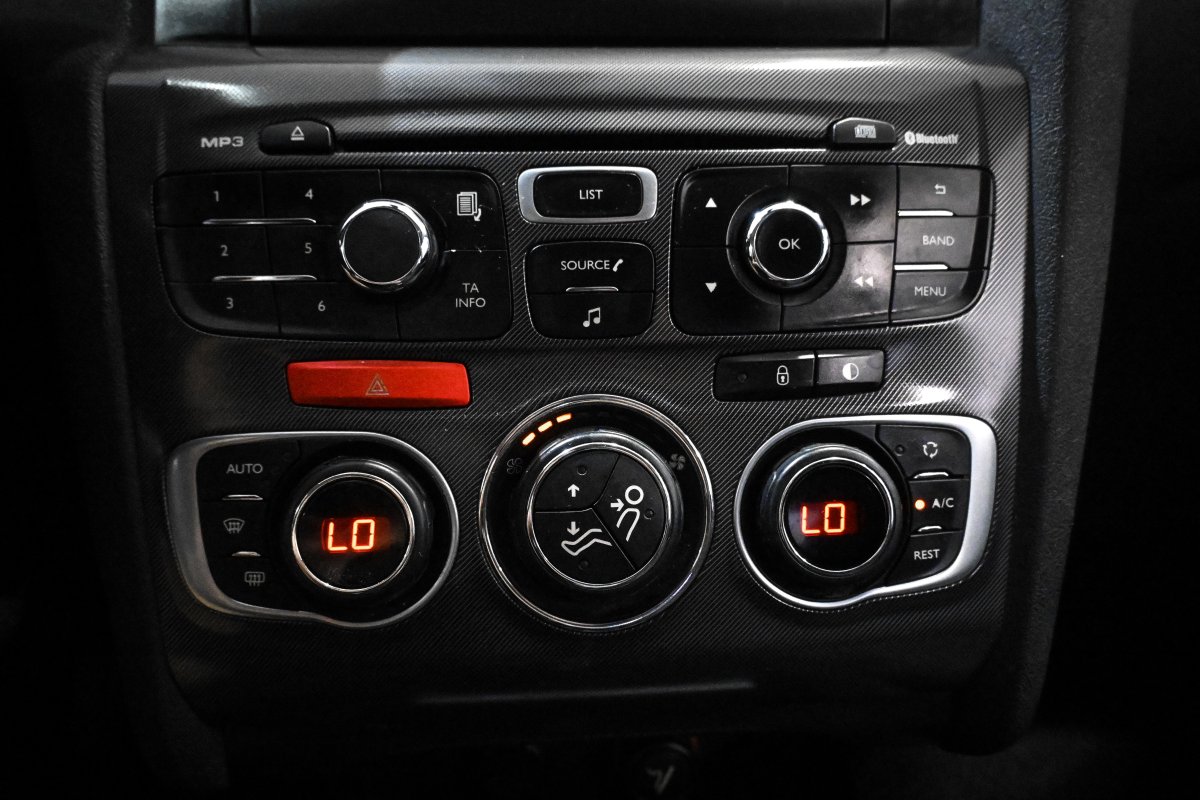 Foto Citroen C4 17