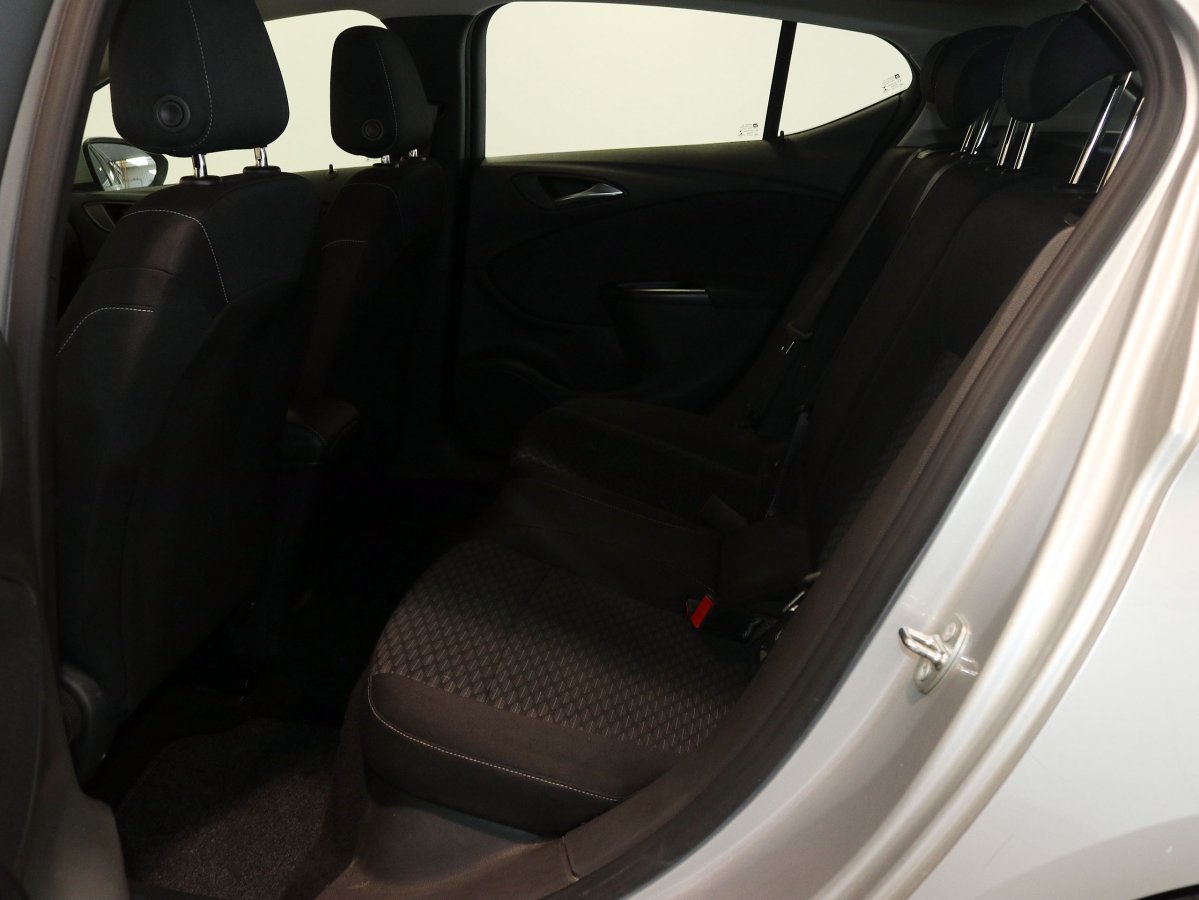 Foto Opel Astra 11