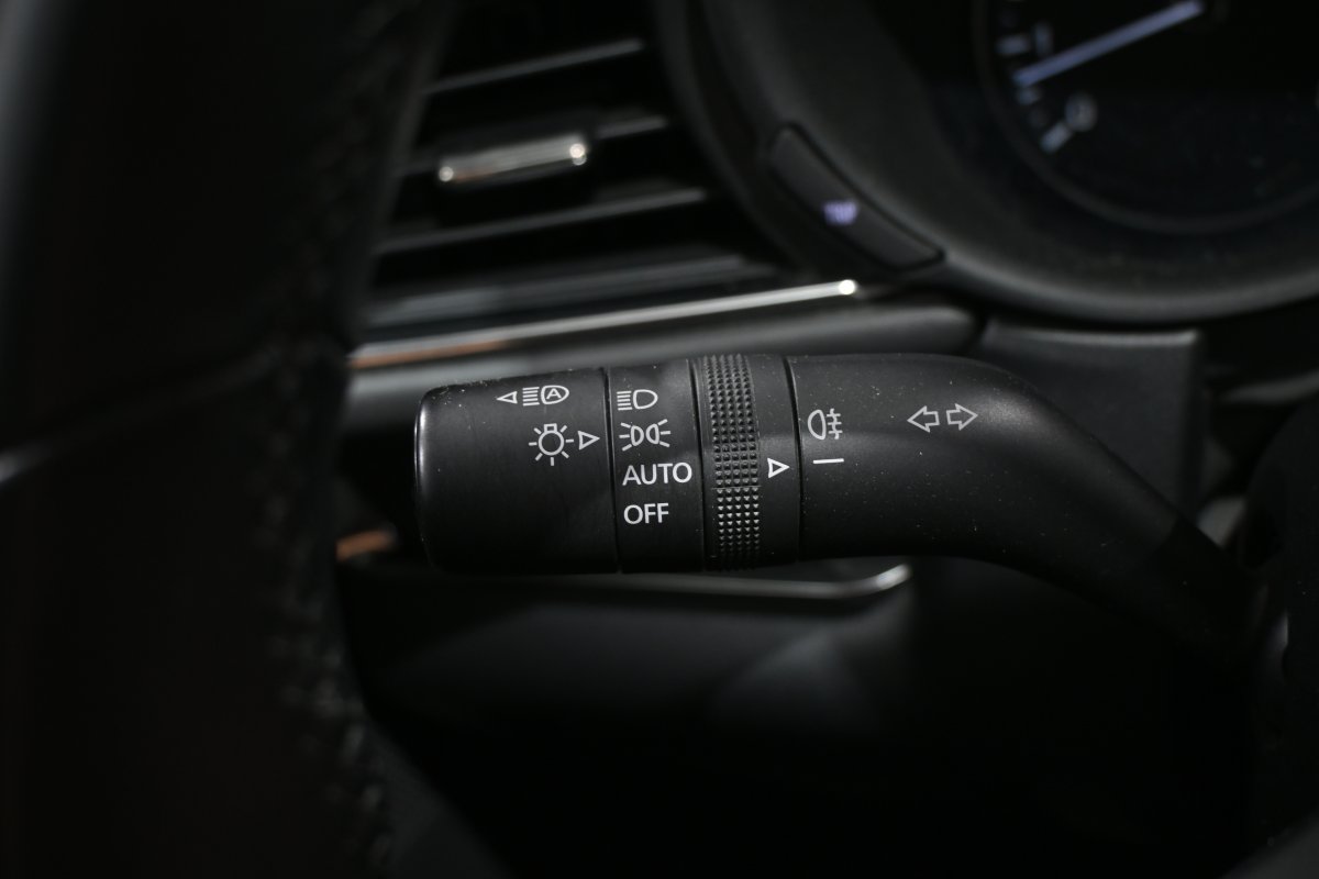 Foto Mazda CX-30 27