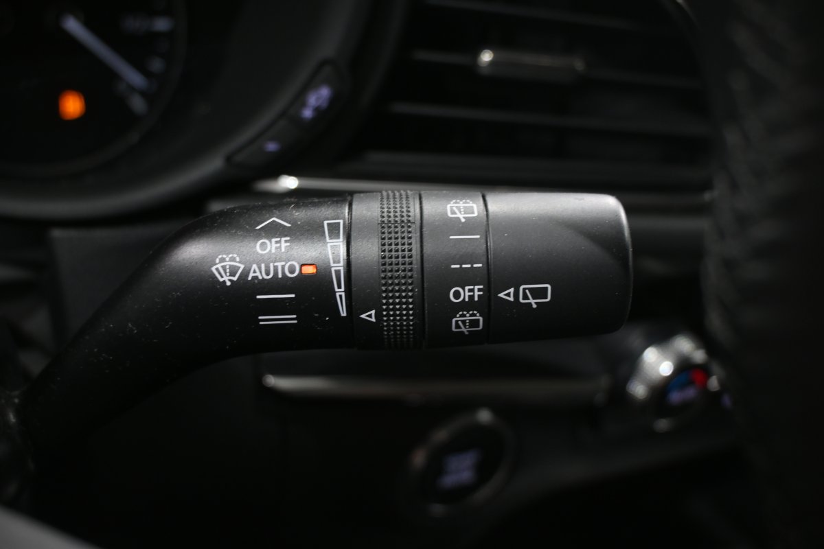 Foto Mazda CX-30 28