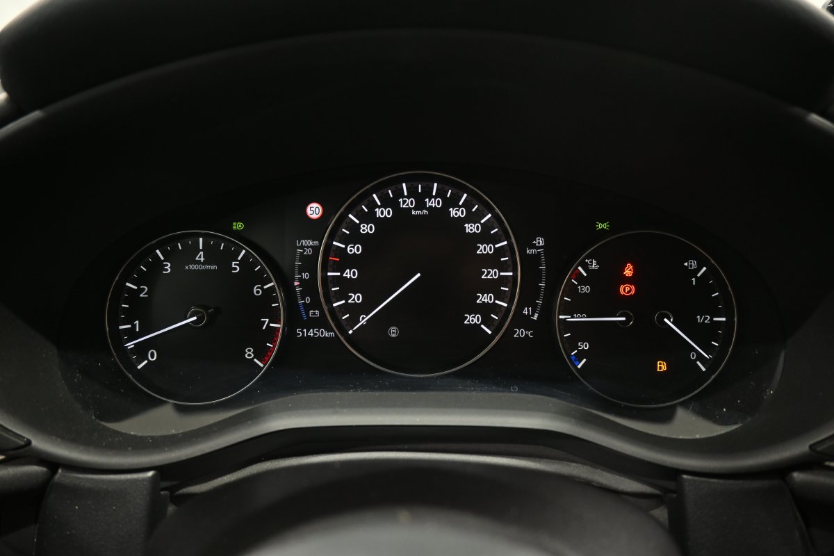 Foto Mazda CX-30 14