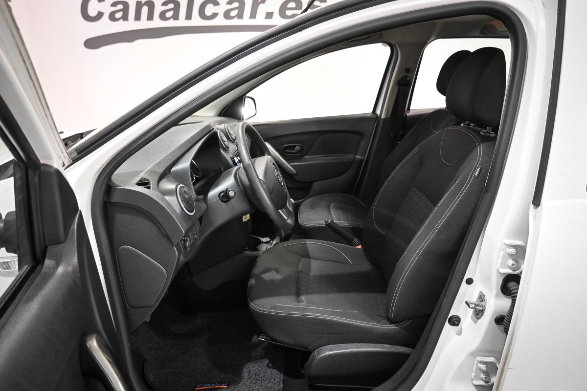 Foto Dacia Sandero 11