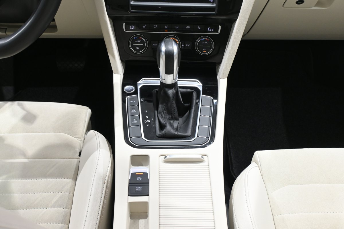 Foto Volkswagen Passat 21
