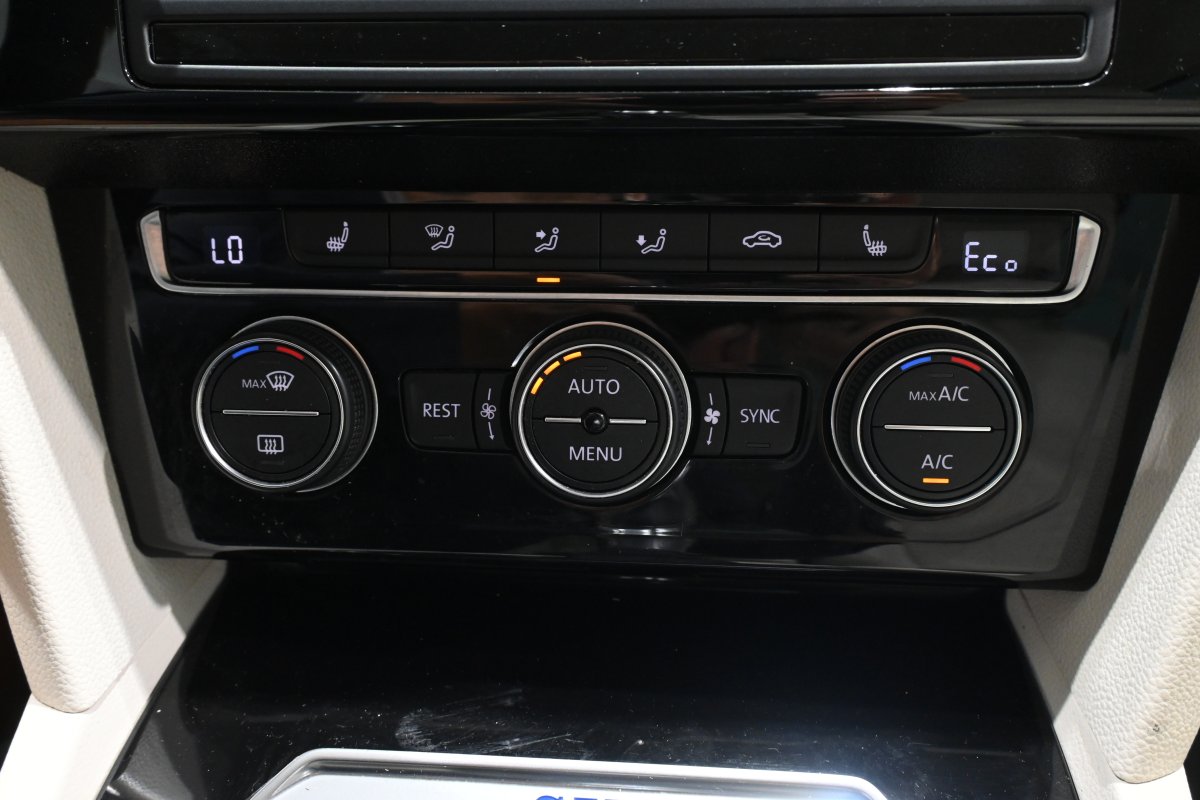 Foto Volkswagen Passat 18
