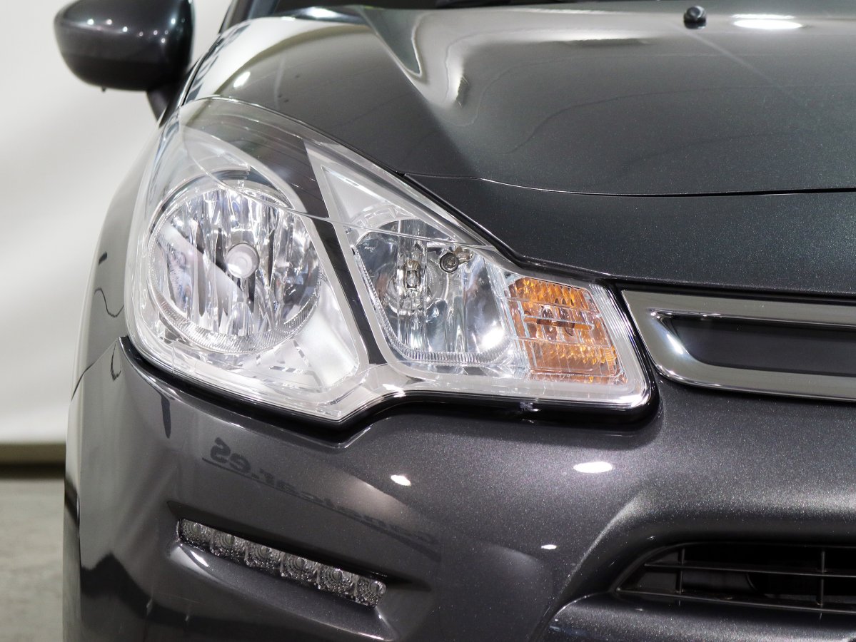 Foto Citroen C3 11