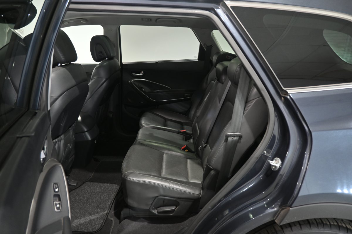 Foto Hyundai Santa 11