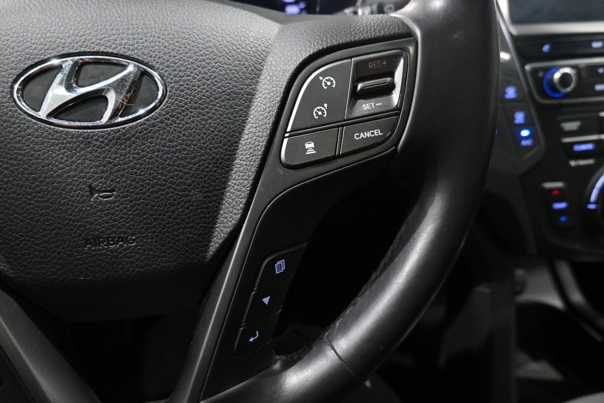 Foto Hyundai Santa 24