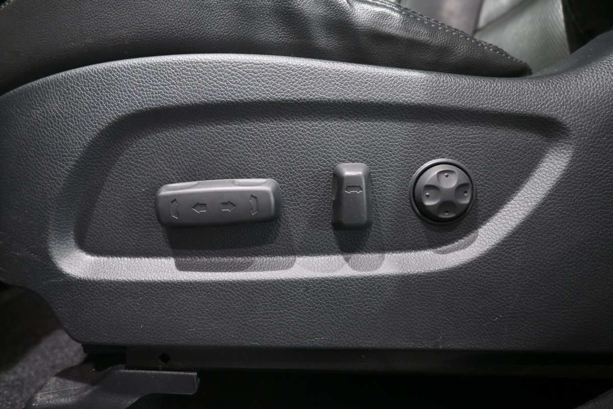 Foto Hyundai Santa 30