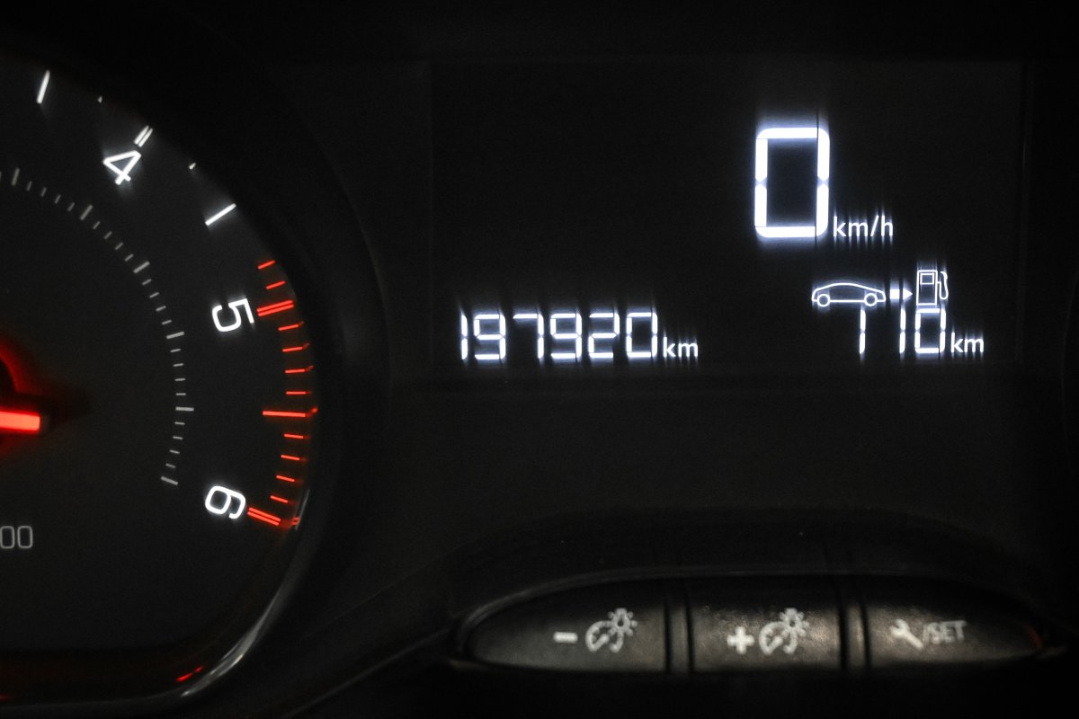 Foto Peugeot 208 12