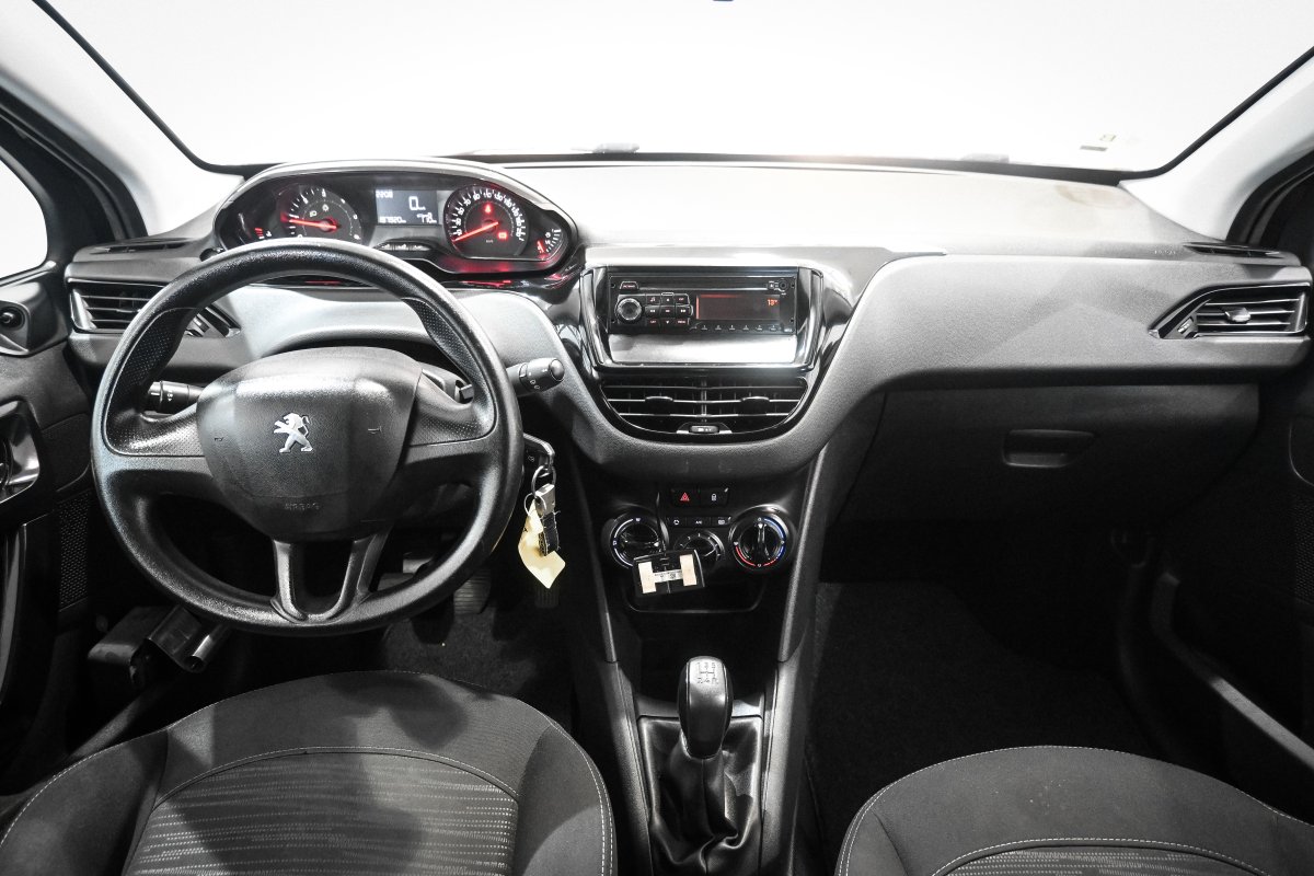 Foto Peugeot 208 15