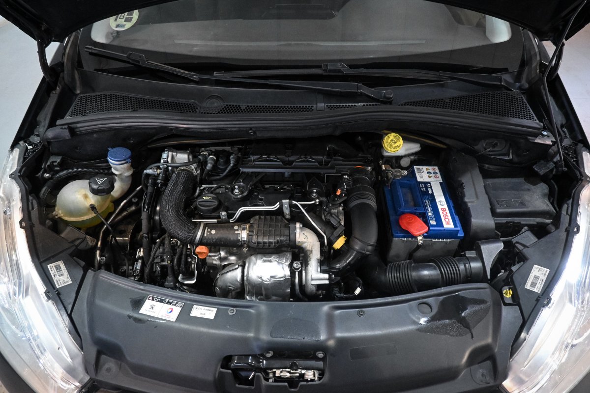 Foto Peugeot 208 8