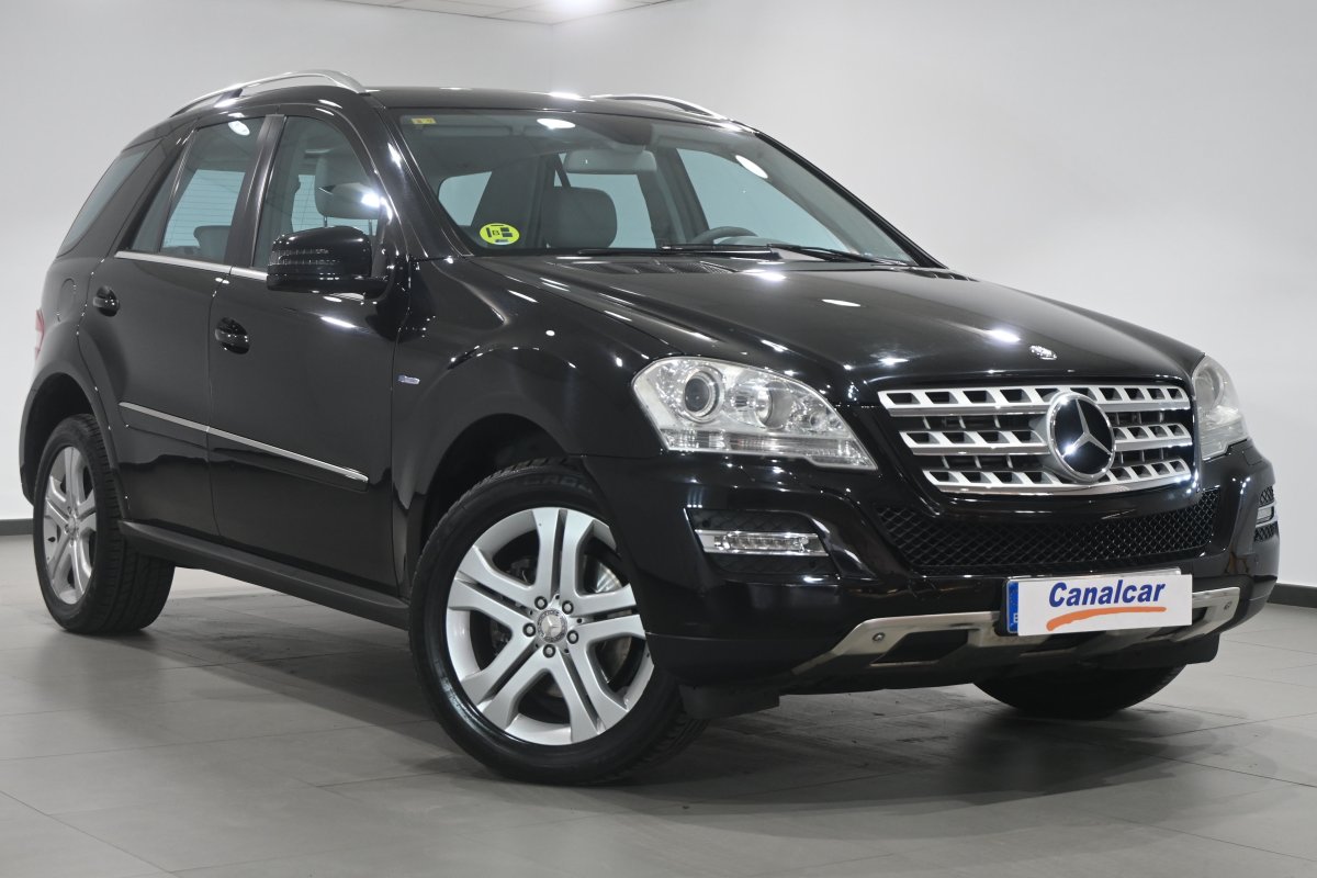 Foto Mercedes-Benz ML 3
