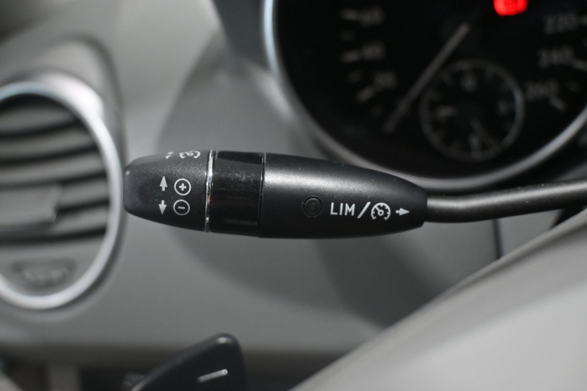 Foto Mercedes-Benz ML 18