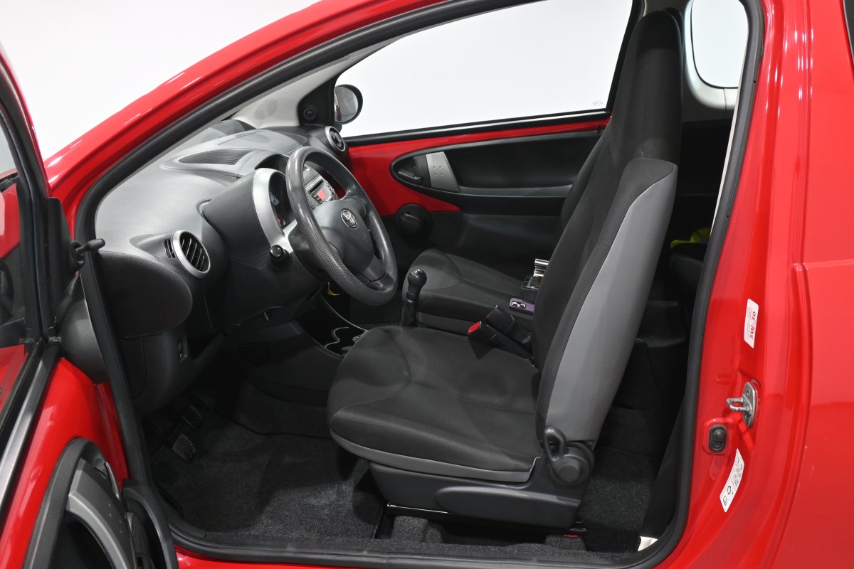 Foto Toyota Aygo 10