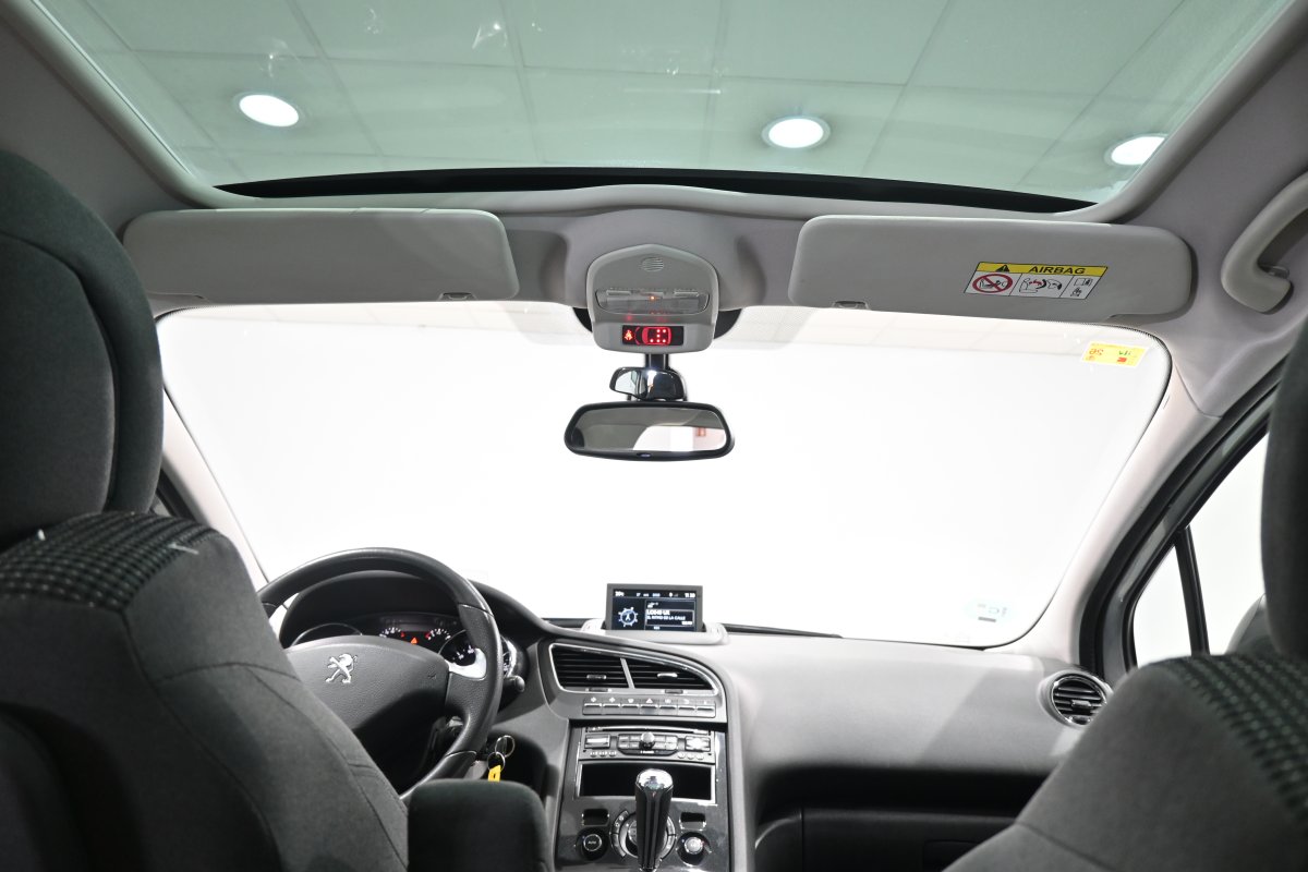 Foto Peugeot 5008 29