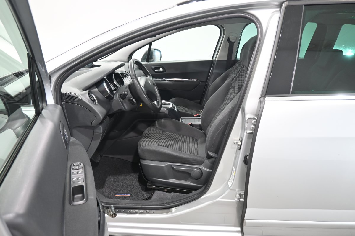 Foto Peugeot 5008 11