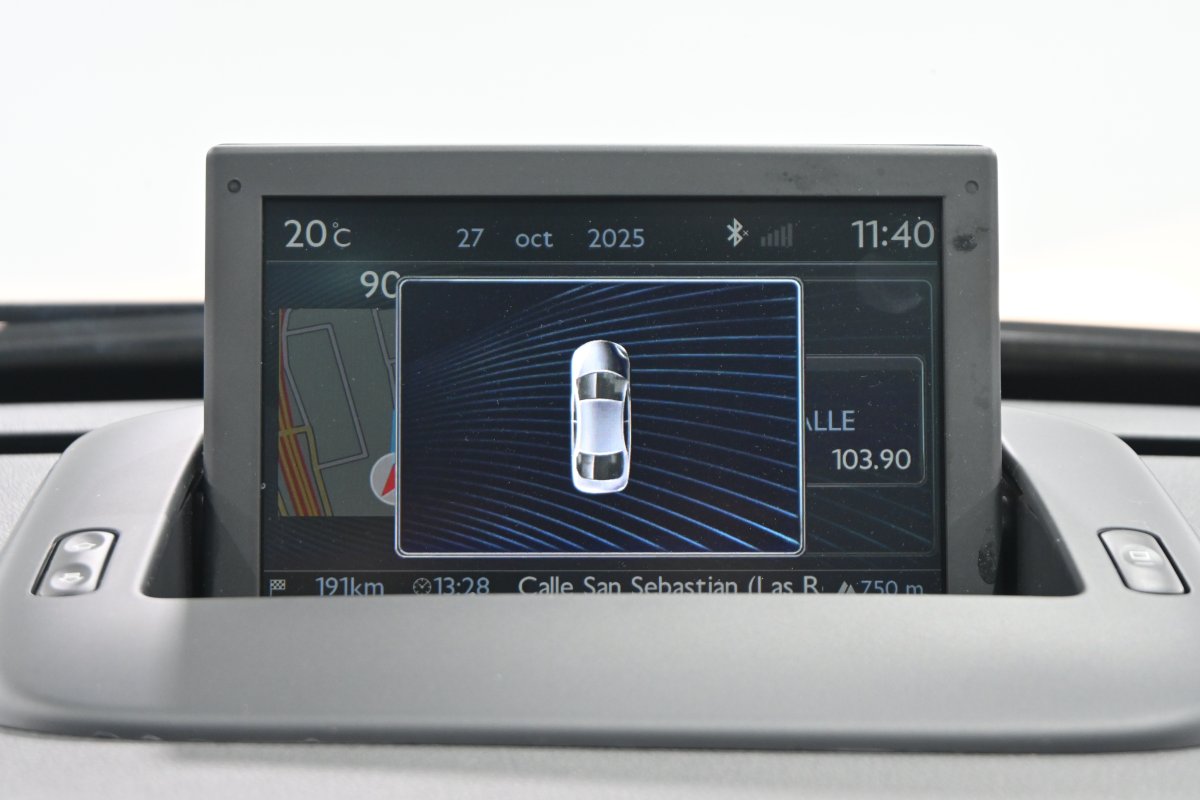 Foto Peugeot 5008 18