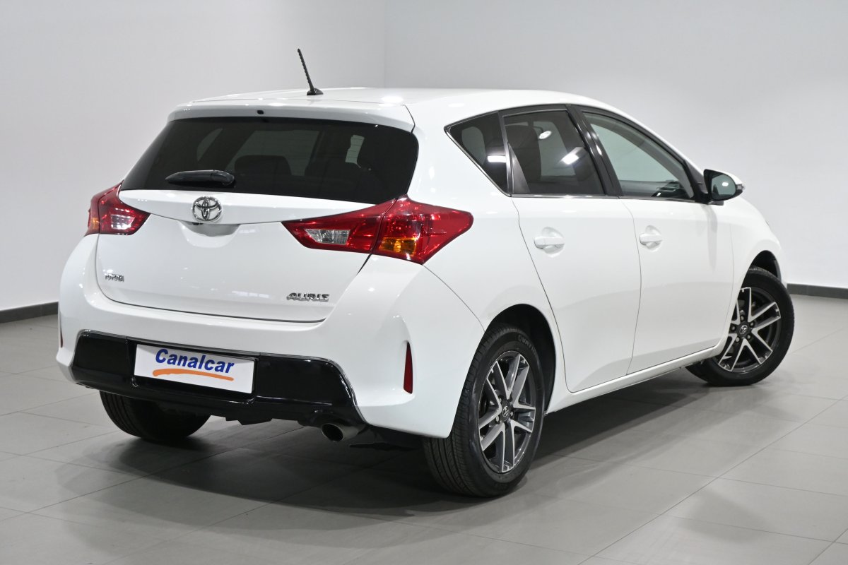 Foto Toyota Auris 4