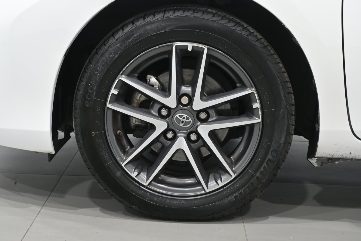 Foto Toyota Auris 28