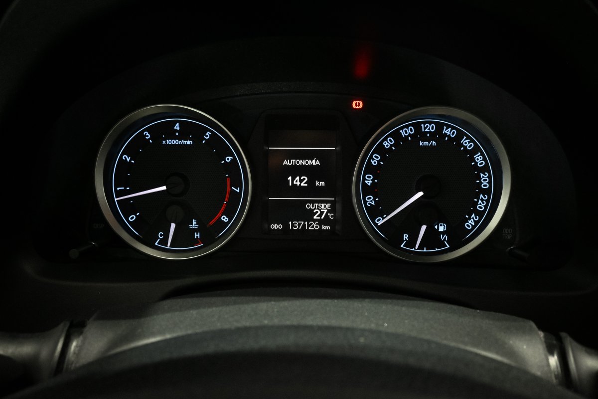 Foto Toyota Auris 13