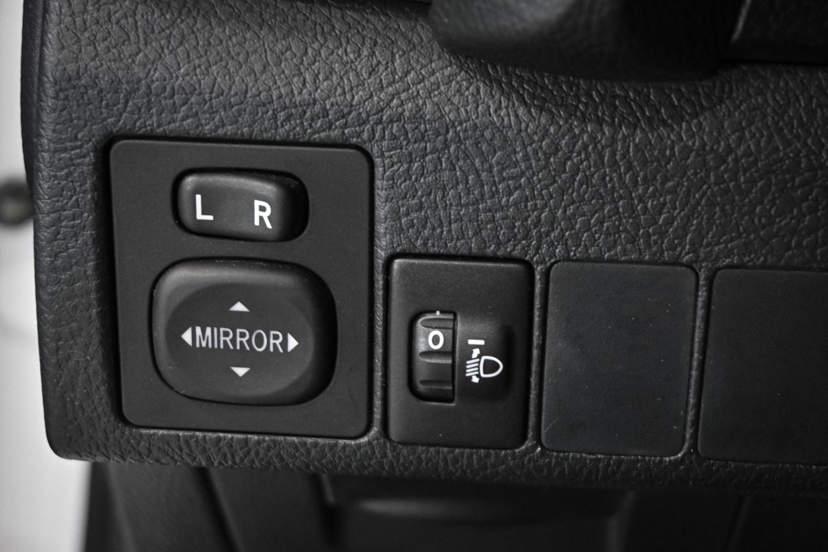 Foto Toyota Auris 25