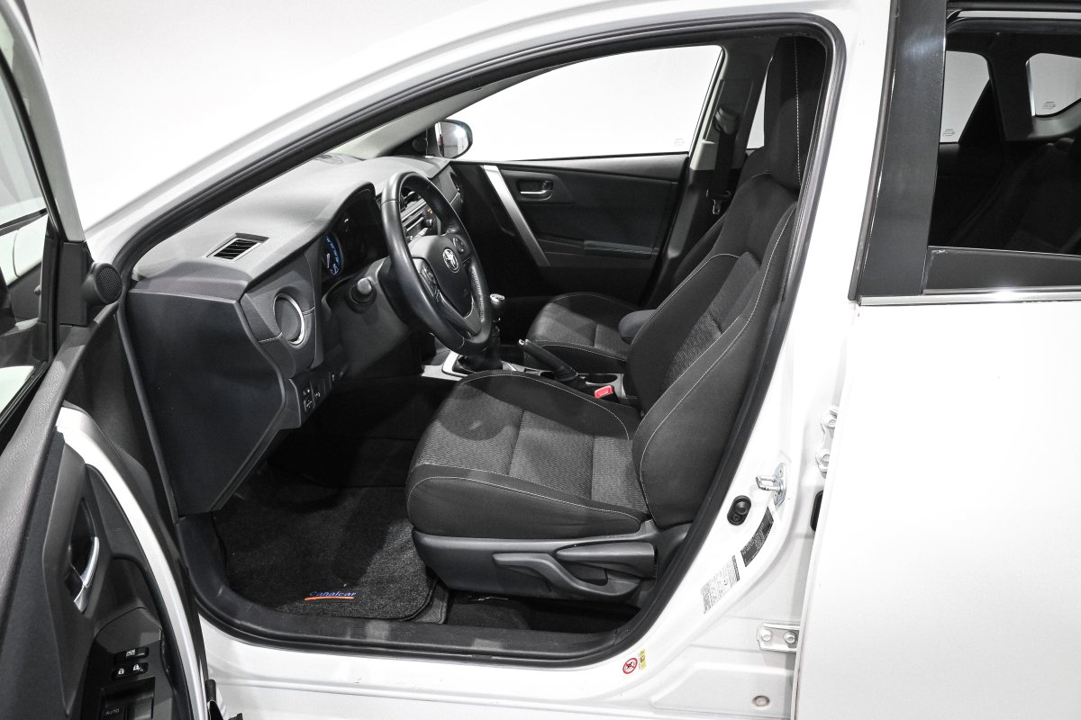 Foto Toyota Auris 10